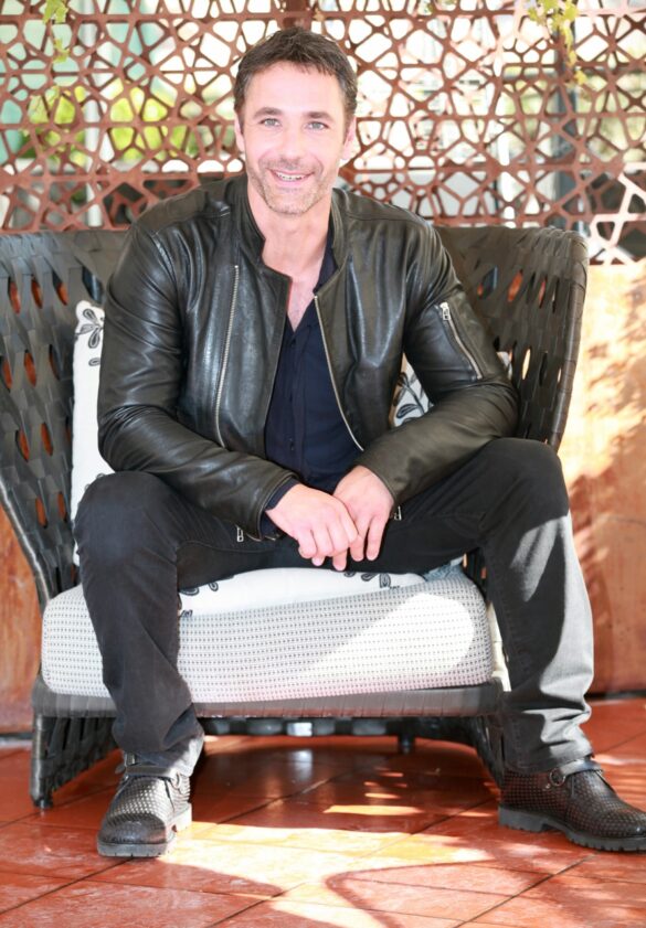 RAOUL BOVA