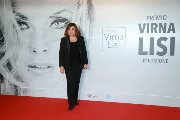 LAURA DELLI COLLI