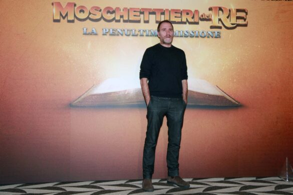 VALERIO MASTANDREA